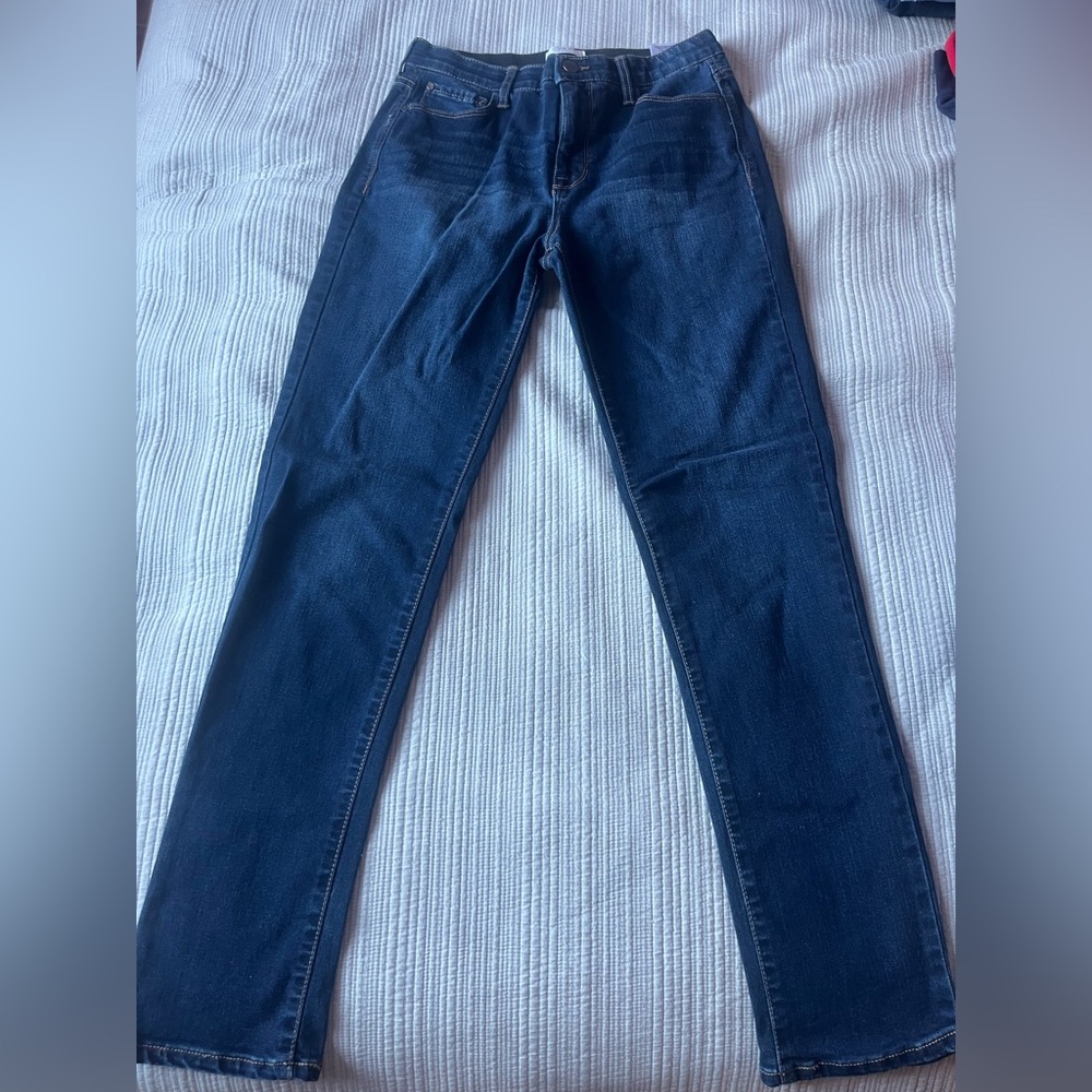 Elegant Navy Women's Skinny Jeans